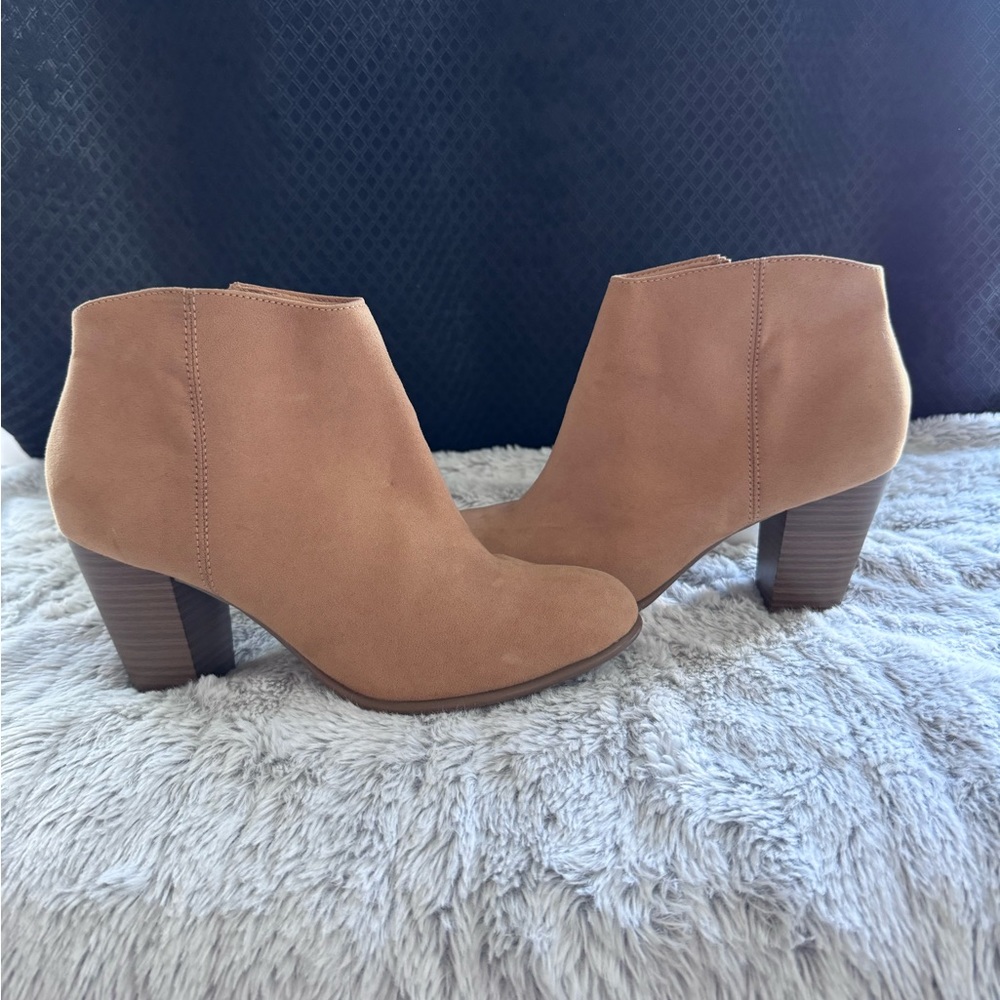 Cute Tan Ankle Booties